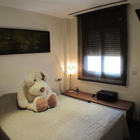 Barcelona4Seasons - Muntaner Appartement Buitenkant foto