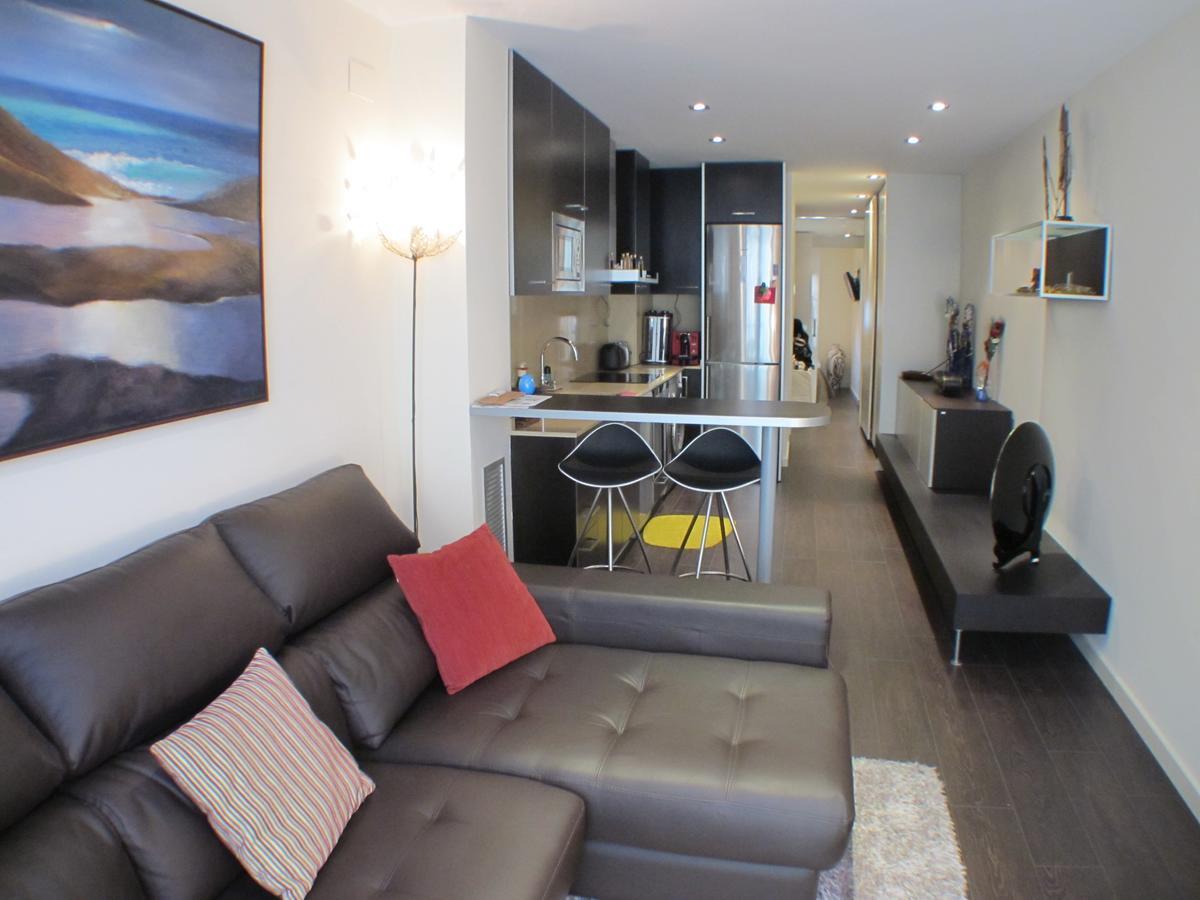 Barcelona4Seasons - Muntaner Appartement Buitenkant foto